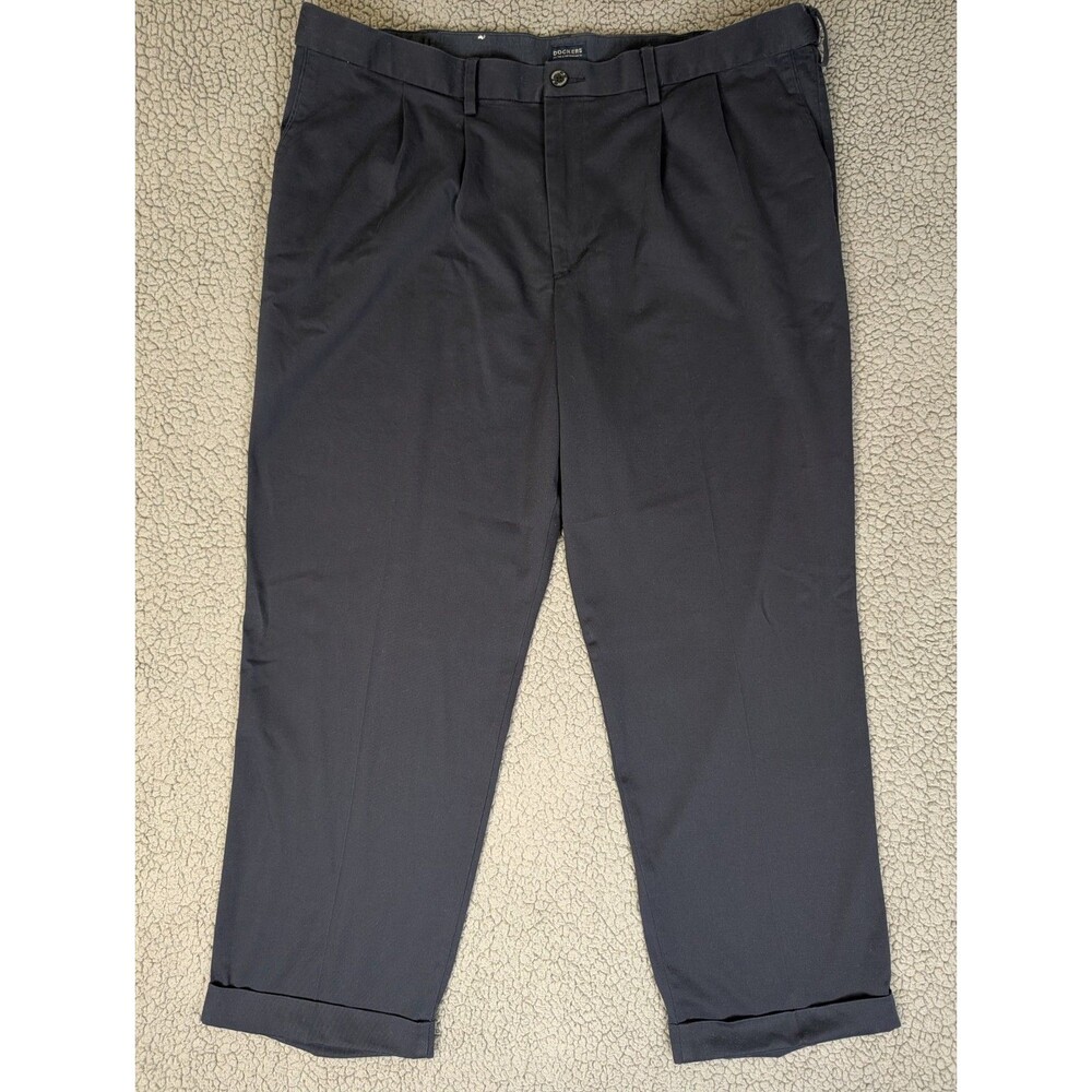 DOCKERS Men's Relaxed Fit Pleated Front Chino Pants Navy Size 42x30 Waterless